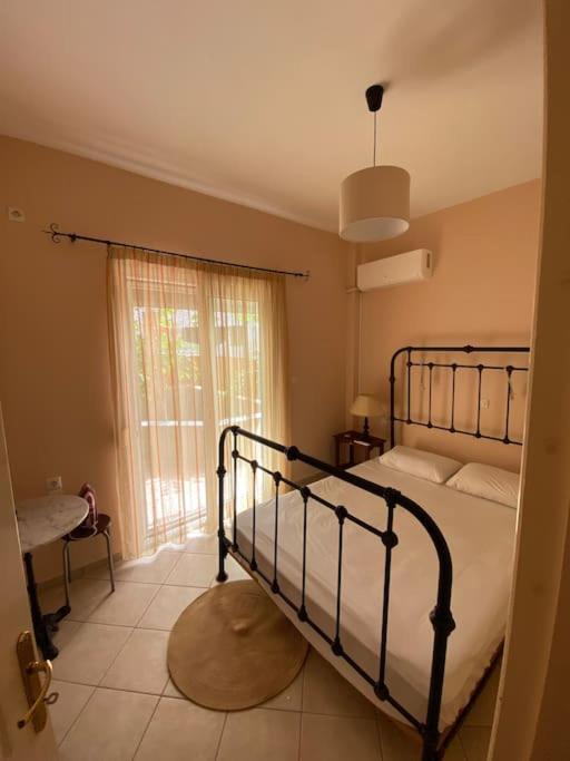 Ilisia Neapoli Apartments 1 Neápolis Esterno foto