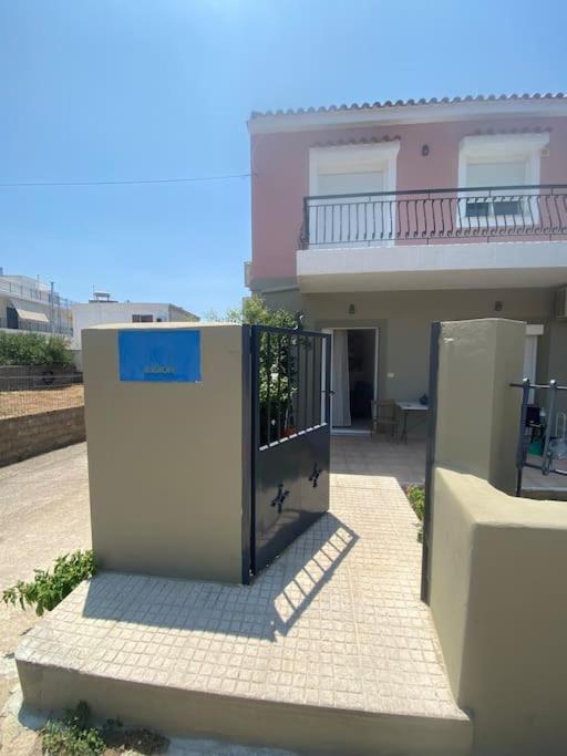 Ilisia Neapoli Apartments 1 Neápolis Esterno foto